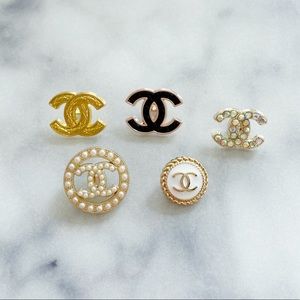 Miscellaneous bundle of 5 Chanel Buttons Stamped